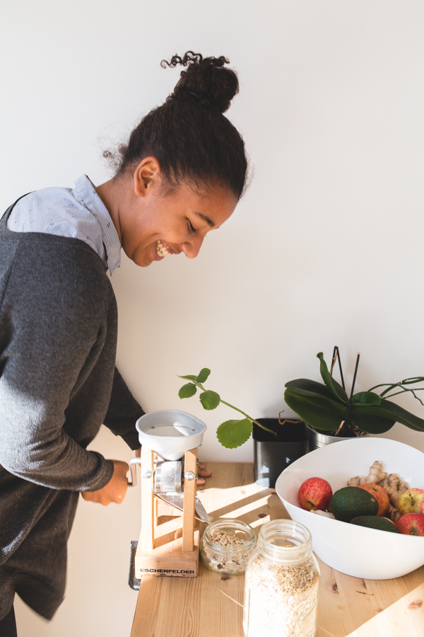 Florine Hofmann Milling Wheat Grain Zero Waste